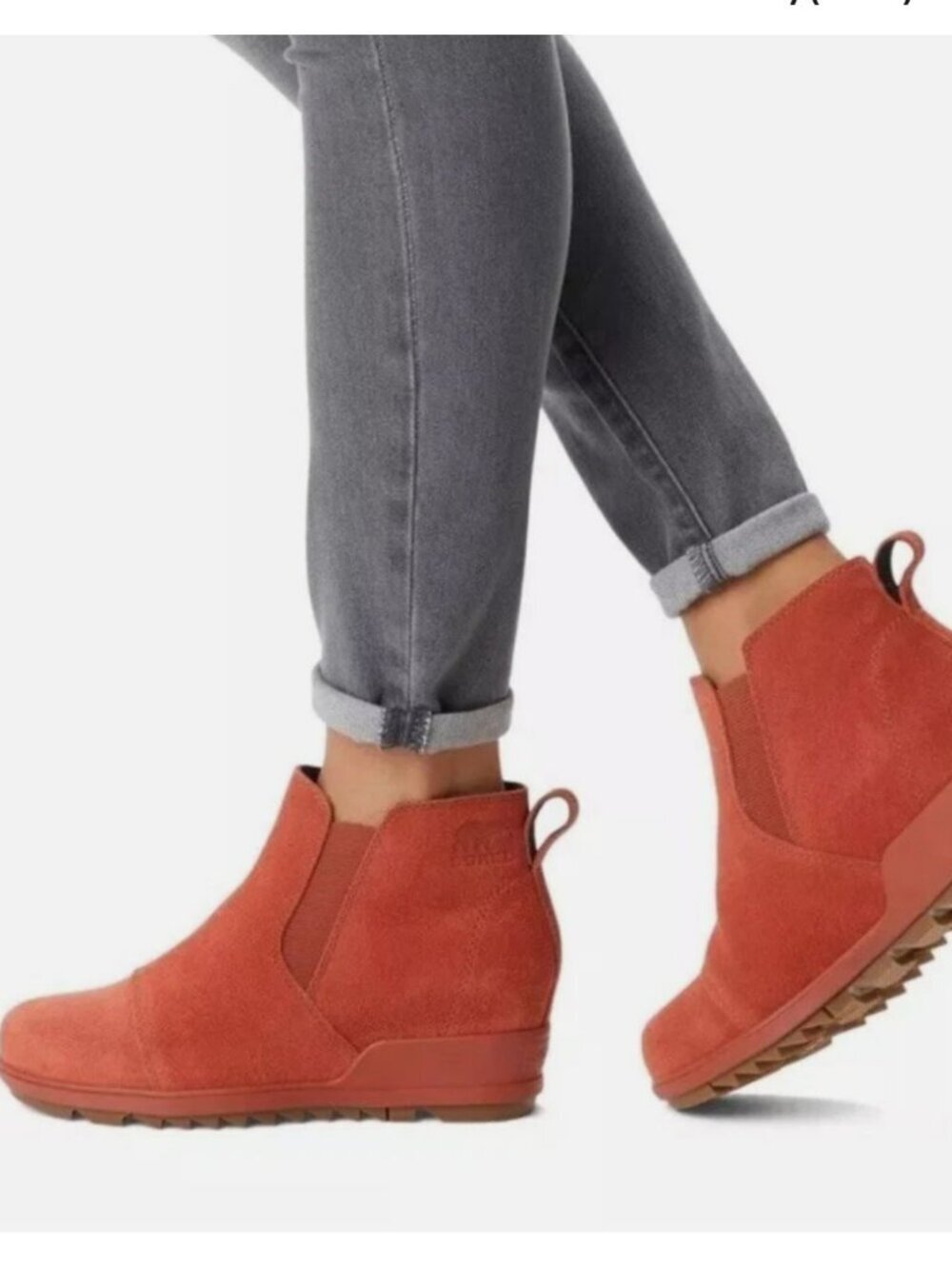 SOREL Evie II Chelsea Pull On Suede Booties